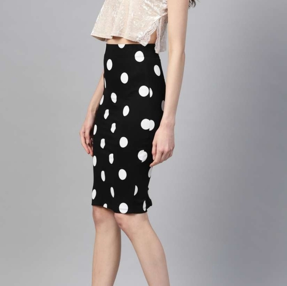 AVENUE MONTAIGNE Pull On Pencil Midi Skirt In Deep Navy/white PolkaDot. SZ 0 NWT - Picture 1 of 11